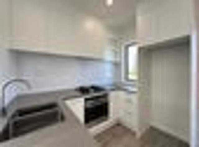 Townhouse for rent in Flat Bush