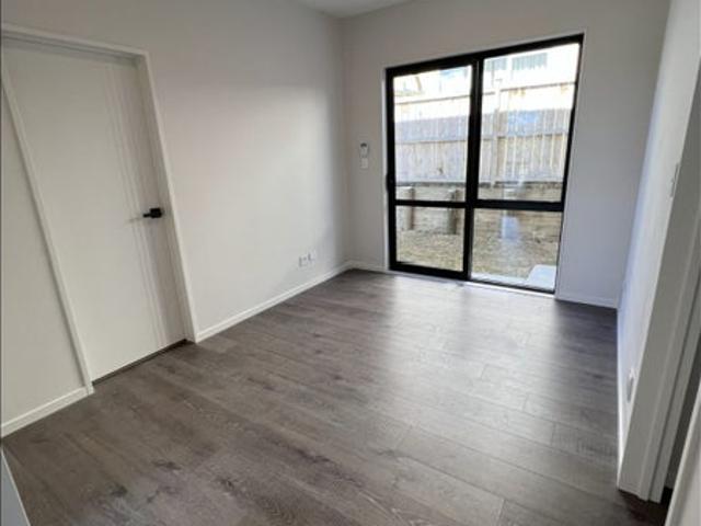 Apartment for rent in Howick, Oroua County