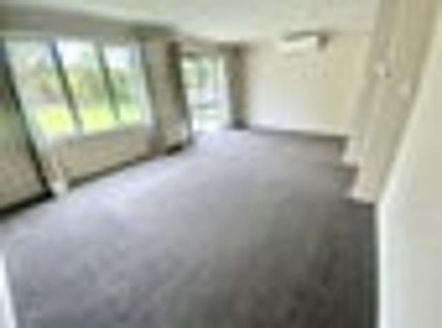 Townhouse for rent in Flat Bush