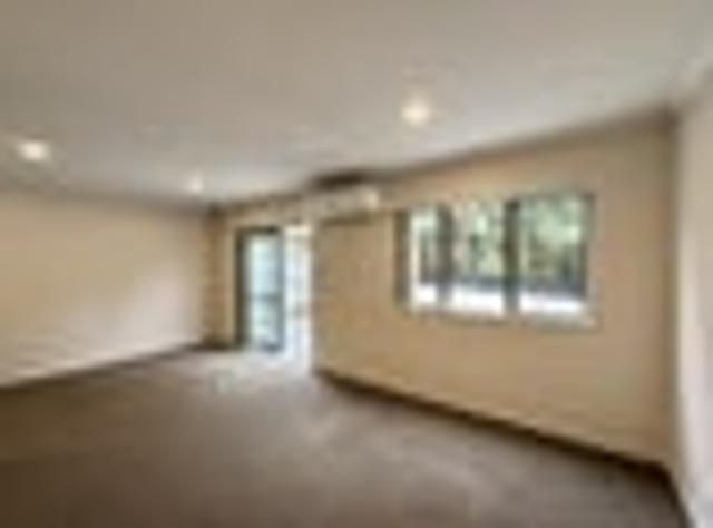 House for rent in Flat Bush