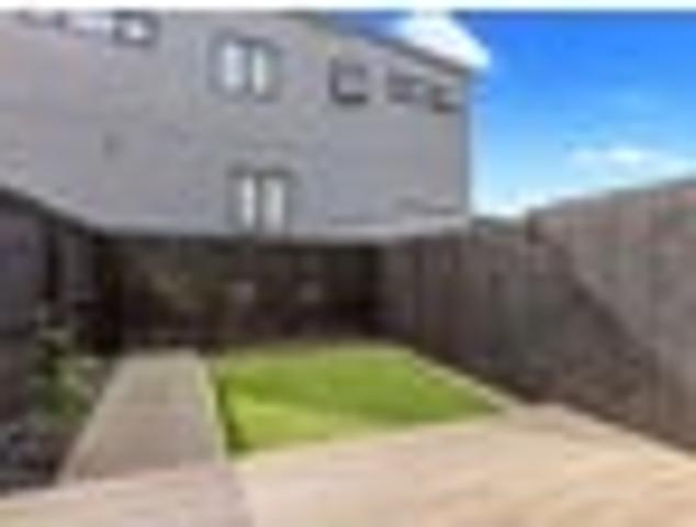 Townhouse for rent in Howick