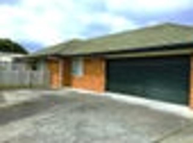 House for rent in Flat Bush