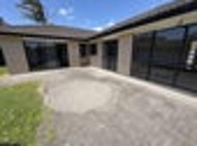 House for rent in Flat Bush, Howick
