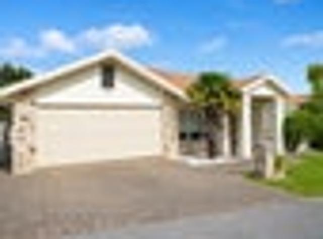House for rent in Howick, Oroua County