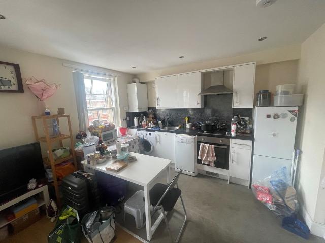 Apartment for rent in Maida Hill, Greater London