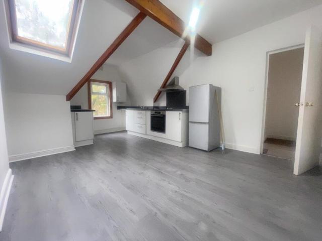 Apartment for rent in Harehills Corner, Leeds