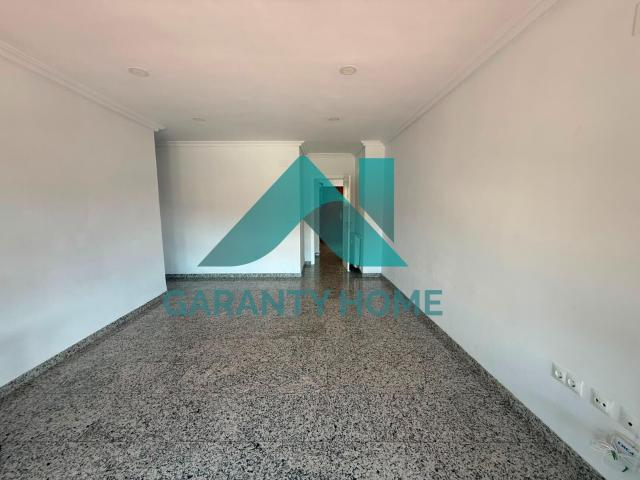 Apartamento en alquiler en Cánovas, Cáceres