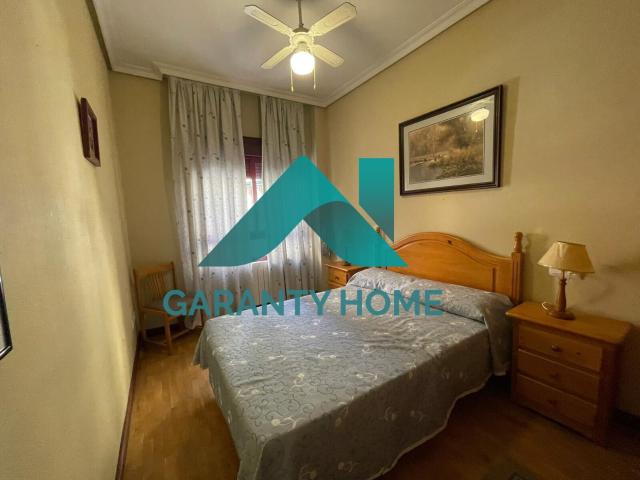 Apartamento en alquiler en Cánovas, Cáceres