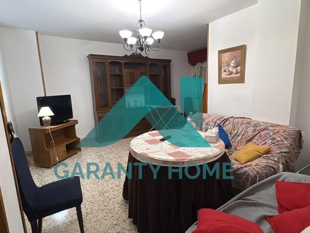 Apartamento en alquiler en Santiago, Cáceres