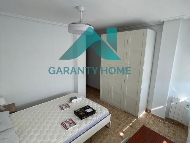 Apartamento en alquiler en Casas Baratas, Cáceres
