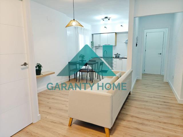 Apartamento en alquiler en Santiago, Cáceres