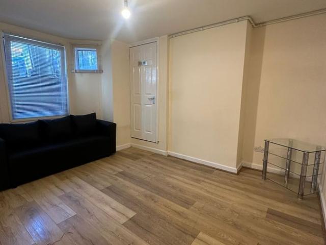 Apartment for rent in Bury Park, Luton