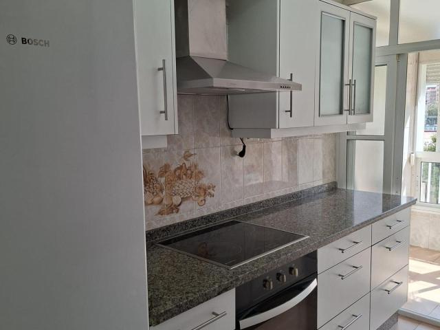 Apartamento en alquiler en Castilleja De La Cuesta, Andalucía