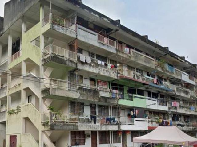 Apartment for sale in Kajang, Langat