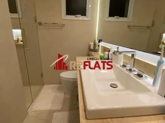 Flat venda em Região Imediata de São Paulo, Região Metropolitana de São Paulo