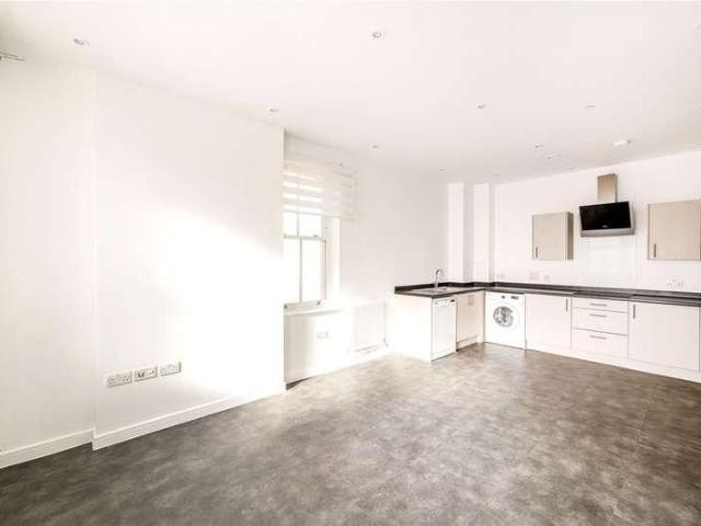 Apartment for rent in North Kensington, Isle Of Man