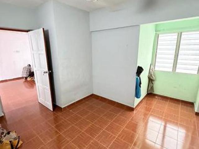 Apartment for sale in Country Heights Damansara, Kuala Lumpur