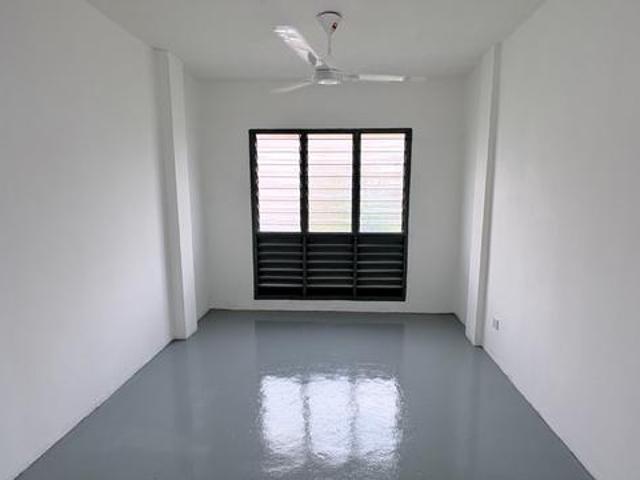 Flat for sale in Langat, Selangor