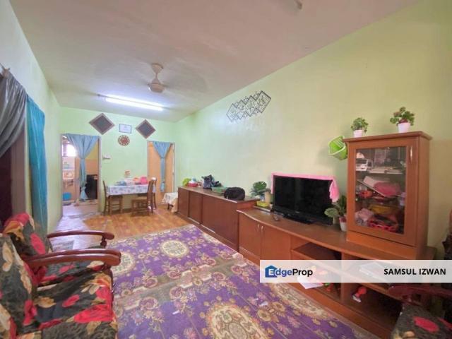Flat for sale in Petaling, Damansara Damai