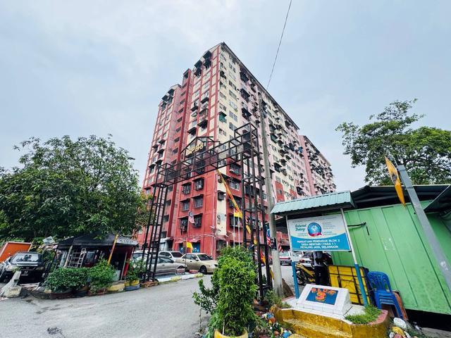 Flat for sale in Petaling Jaya, Petaling