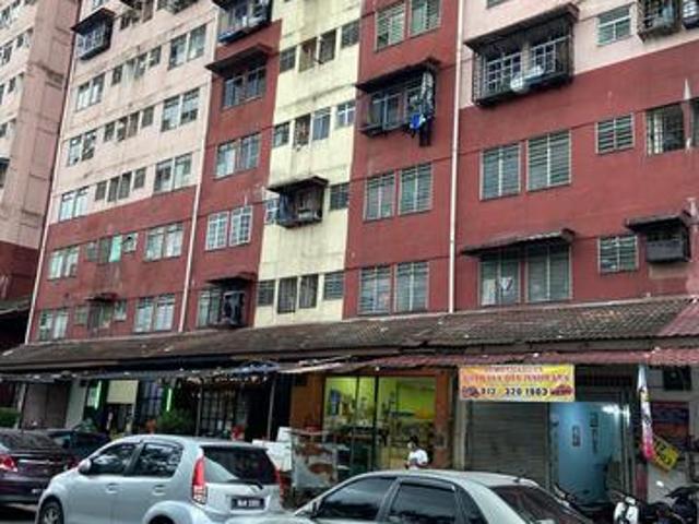 Flat for sale in Petaling, Damansara Damai