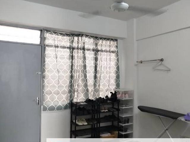 Flat for sale in Petaling, Damansara Damai