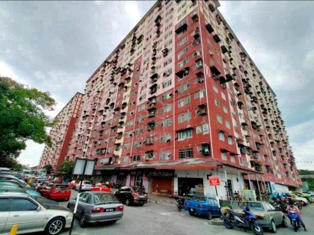 Apartment for sale in Petaling, Damansara Damai