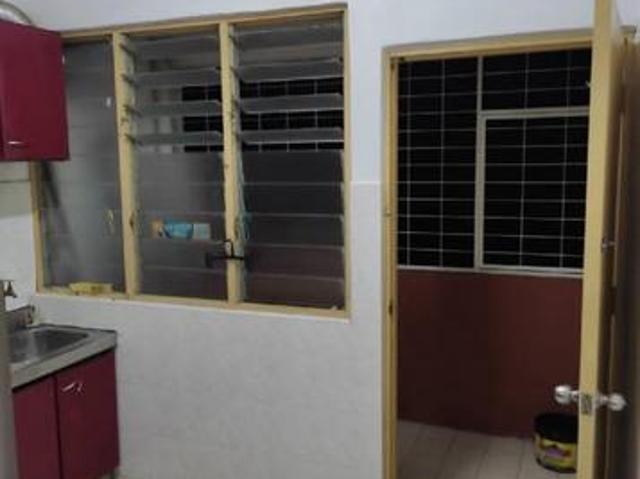 Flat for sale in Barat Daya, George Town