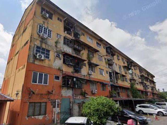 Flat for sale in Petaling, Damansara Damai