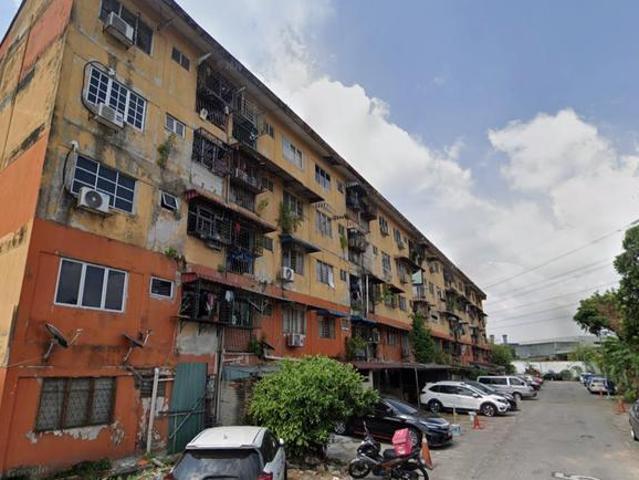 Flat for sale in Petaling, Damansara Damai