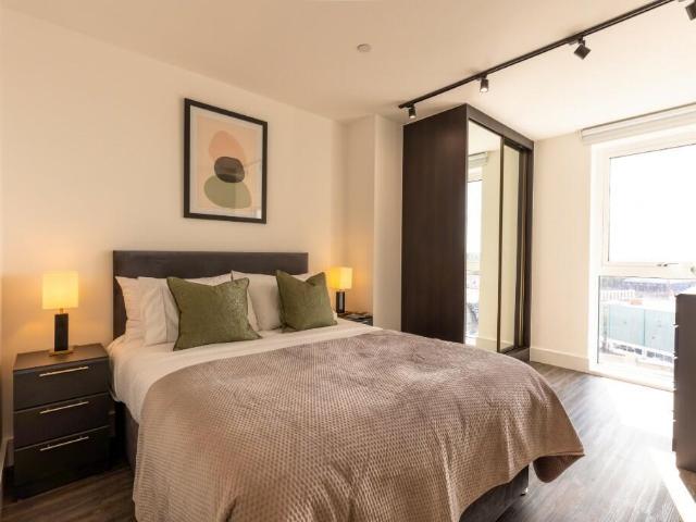 House for rent in London Borough of Ealing, Greater London