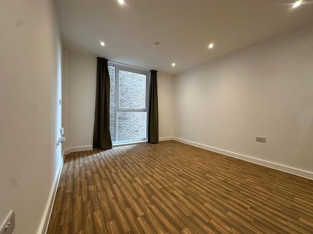 Apartment for rent in St Matthew's, Old Wharf