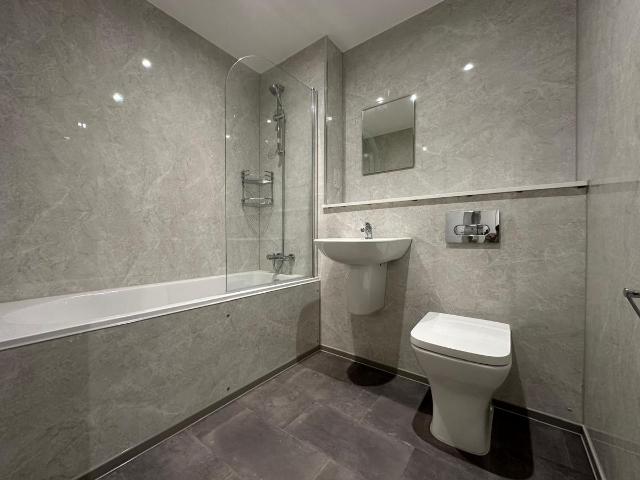 Apartment for rent in St Matthew's, Old Wharf