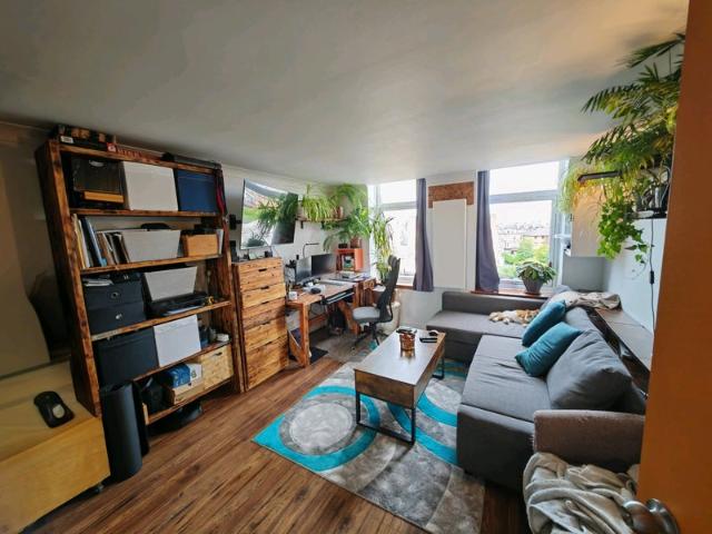 Apartment for rent in Hillside, Leith