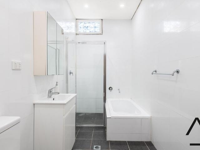 Apartment for rent in Marrickville South