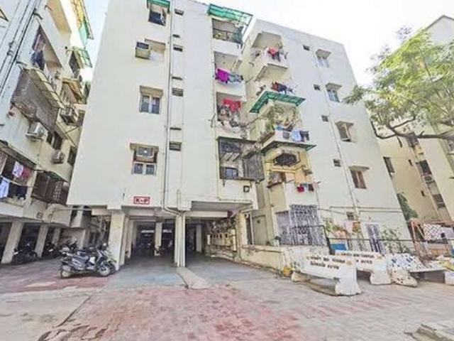 Flat for rent in Ahmadabad, Gujarat