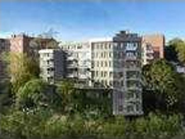 House for rent in The Bronx, Arverne
