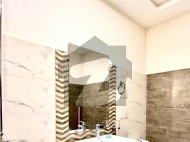 Apartment for rent in Multan