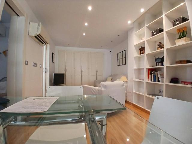 Apartamento en alquiler en Centro, Málaga-Costa del Sol