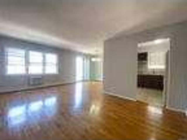House for rent in Astoria, New York