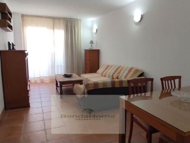 Apartamento en alquiler en Los Pacos, Costa del Sol Occidental