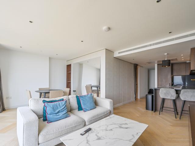 Apartment for rent in Canary Wharf, Greater London