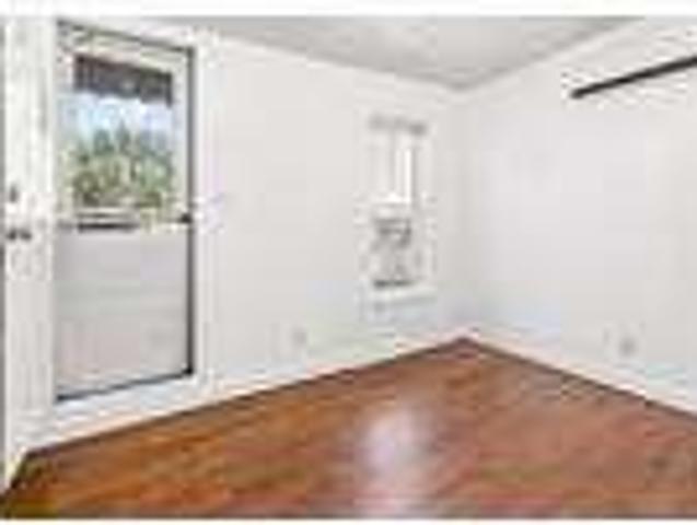 House for rent in Queens, Arverne