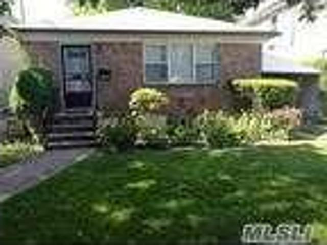 House for rent in Queens County, New York