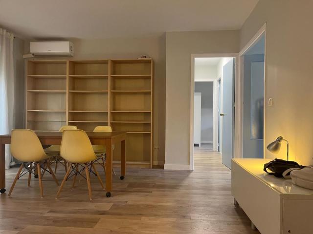 Apartamento en alquiler en Nervión, Sevilla