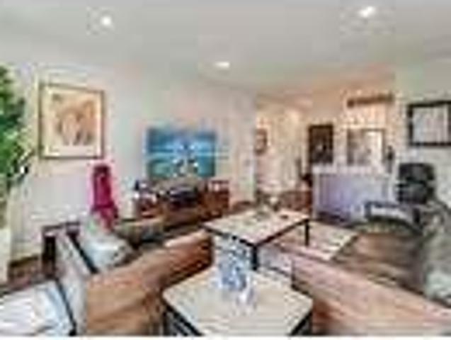 House for rent in Saddle Brook, New Jersey