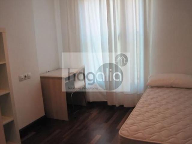 Apartamento en alquiler en Sevilla, Doctor Barraquer-Grupo Renfe-Policlínico