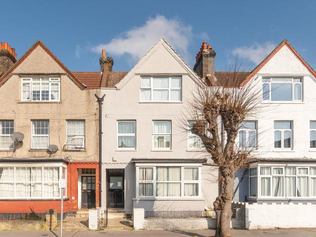 Apartment for rent in London Borough of Croydon, Norbury