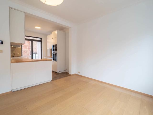 Appartement location à Woluwe-Saint-Pierre - Sint-Pieters-Woluwe, Brussel-Hoofdstad - Bruxelles-Capitale