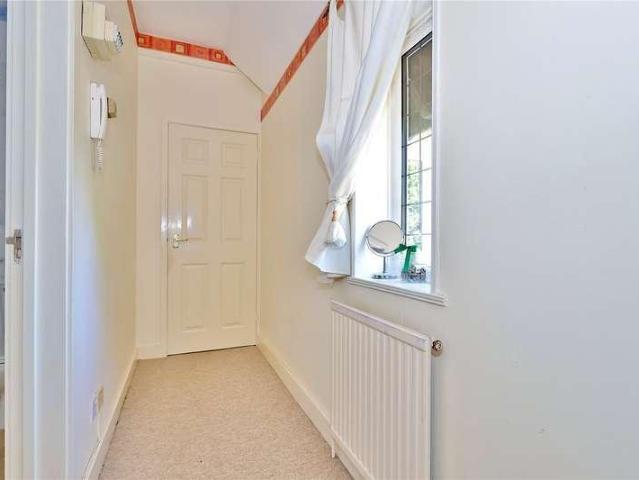 Flat for sale in Sheerwater, Woking